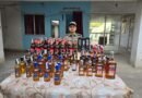 गिरिडीह के डुमरी में एसडीपीओ के नेत्तृव में एफएसटी टीम ने जब्त किया शराब का स्टॉक
